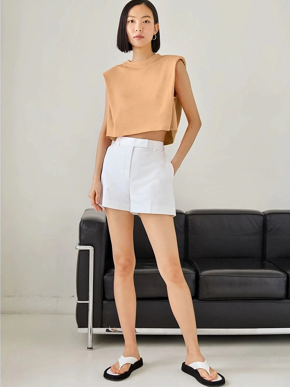 💕 ARITZIA babaton Shoulder Pad Cropped in apricot ice size XS cotton peach